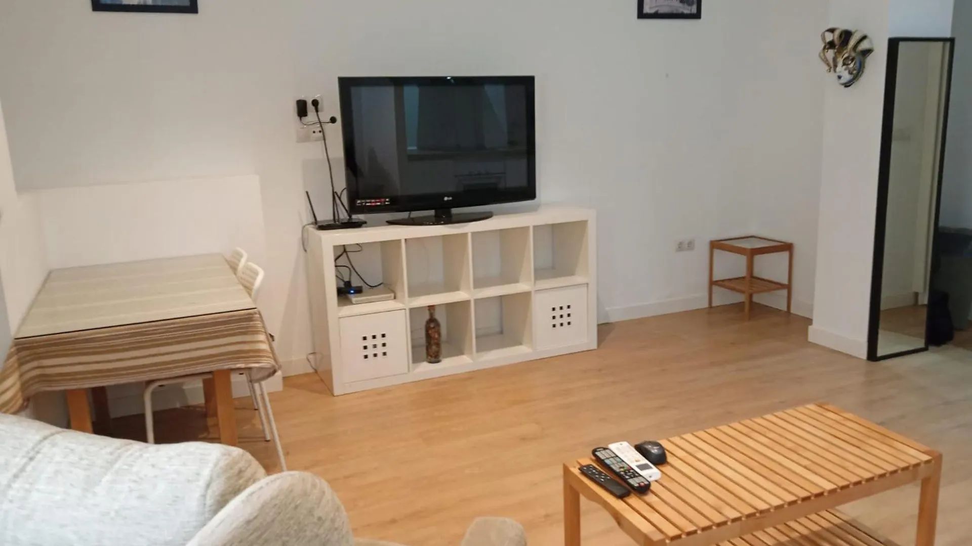 Apartamento El Cachorro De Triana Sewilla Apartament